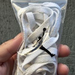 Air Jordan 1 Low Se White Shoe Laces ( Length 54 Inches Or 6 Eyelets)
