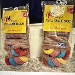THE ORIGINAL FOOT ALIGNMENT SOCKS