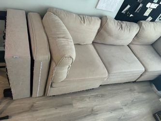FREE COUCH