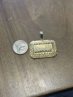 14k stamped last supper pendant