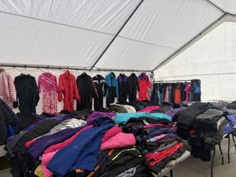Snow clothes