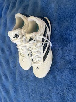 New Adidas baseball cleats size 7