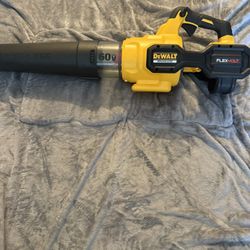 DEWALT FLEXVOLT 60V MAX 125 MPH 600 CFM Brushless Cordless Battery Powered Blower (Tool Only)