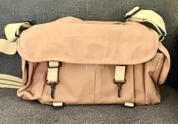 Domke F-2 Original canvas camera bag – sand/tan color