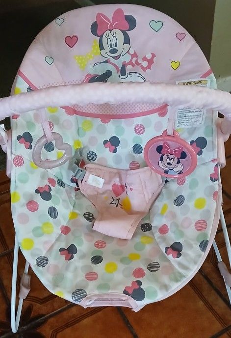 Fisher Price Baby Bouncers (3)