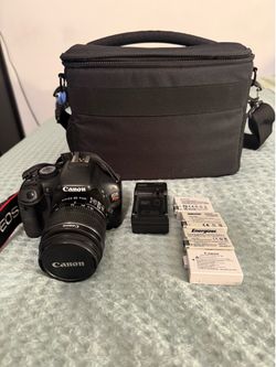 Canon Rebel T2i dslr camera