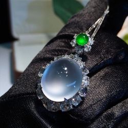 Natural ice seed glass seed Madagascar white jade pendant