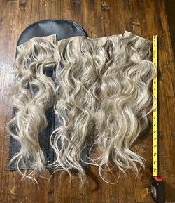 22 In Clip In Extensions New