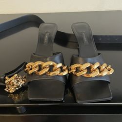 Size 37 Versace Kitten Heels W/belt