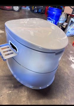 New Portable Toilet | Indoor Outdoor Commode w/Detachable Inner Bucket & Removable Paper Holder, Lightweight & Compact for Camping, Boat, Van, Emergen