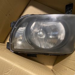 2003-2006 Honda Element Left Headlight Assembly 