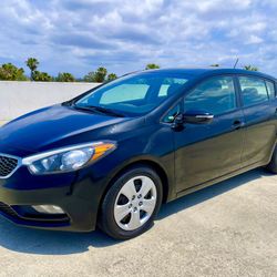 2016 Kia Forte5 LX 