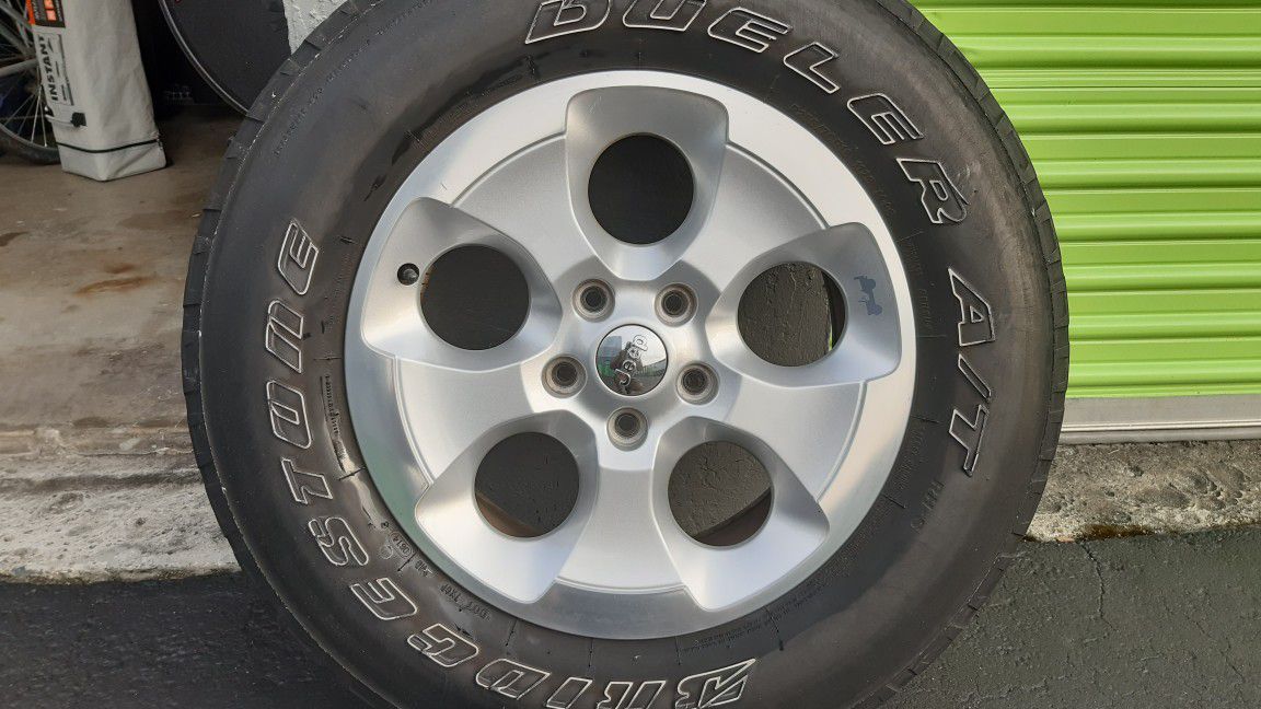 Jeep Wrangler tires and Rims