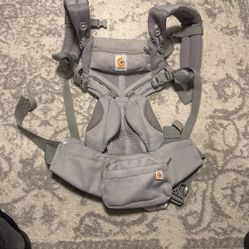 Ergobaby Baby Carrier 