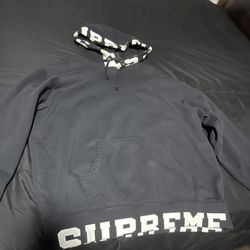 Supreme Hoodie Size Large 