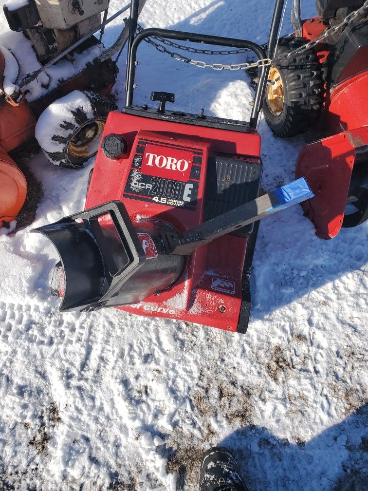 Toro Snowthrower