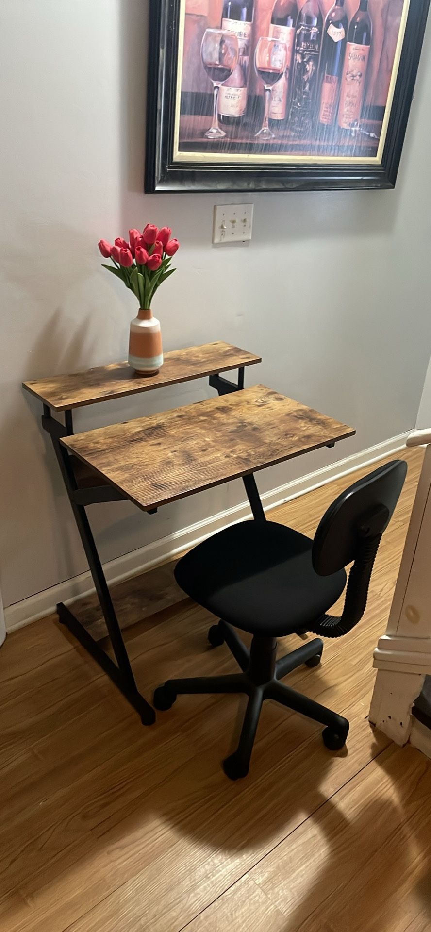 Computer Desk And Chairs