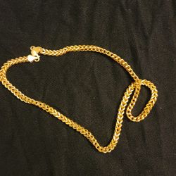 10k Gold Diamond-Cut Franco Snake Chain Necklace - 26"

