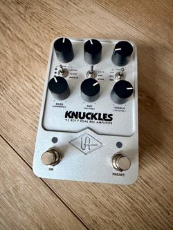 Universal Audio Knuckles '92 Dual Rec Amplifier Pedal
