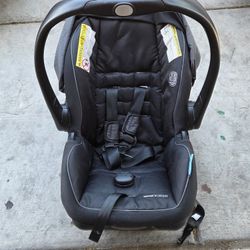 Graco Infant Car Seat