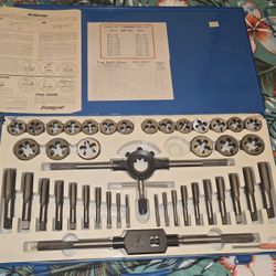 45 Piece Metric Tap & Die Set 6mm To 24mm. A must have for any shop! All there.