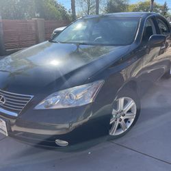 Lexus ES 350 Black Sedan 