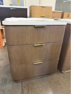 30” Bathroom Vanity - Display!