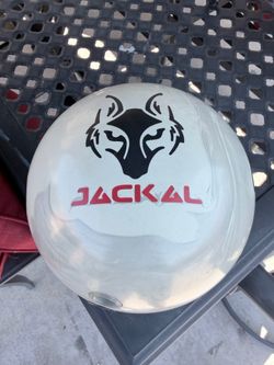 15lb  Motiv ExJ jackal bowling Ball