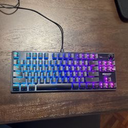 Roccat Vulcan TKL