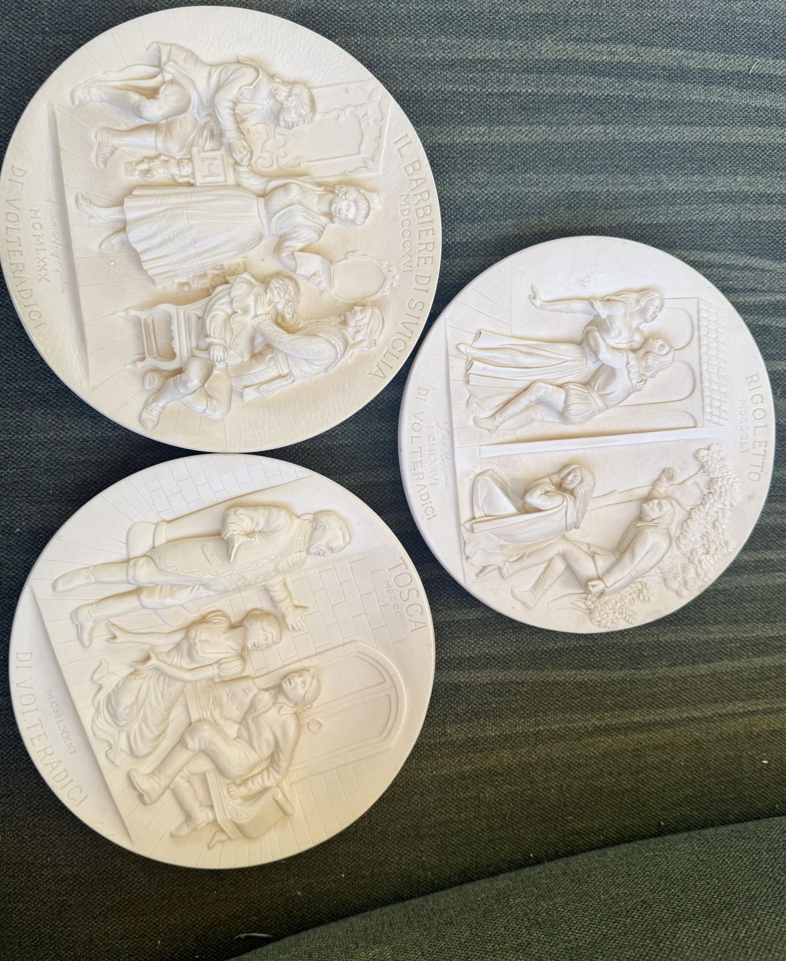 Vintage Italian Bas Relief Wall plates- Studio Dante Di