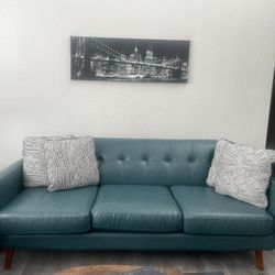 Sofa (couch)
