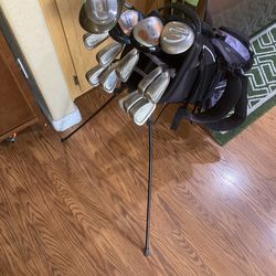 BEAUTIFUL MENS RH SENIOR KING COBRA COMPLETE GOLF SET