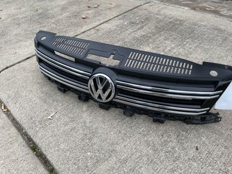 Front grille assembly 15 VW Tiguan