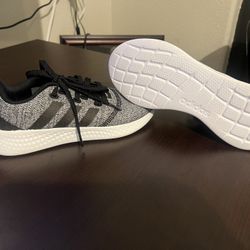 Brand New Adidas Cloudfoam Super Running Shoes, Size 5