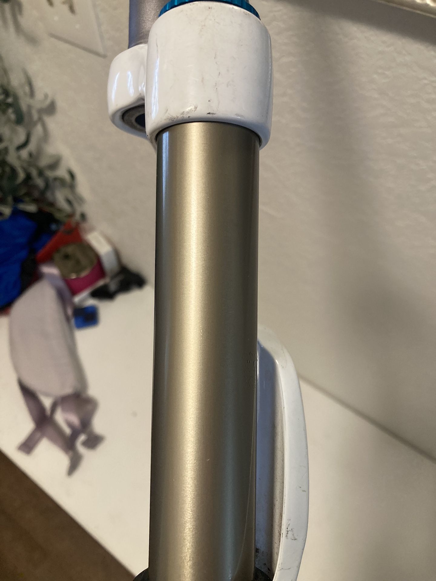 Fox FSeries RLC 26” Fork 1 1/8” Straight Steerer Tube for Sale in