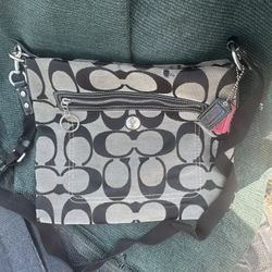  Pack Designer Fabric Purse With Cross Strap Compartments Inside & Out