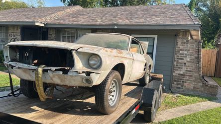 Mustang coupe