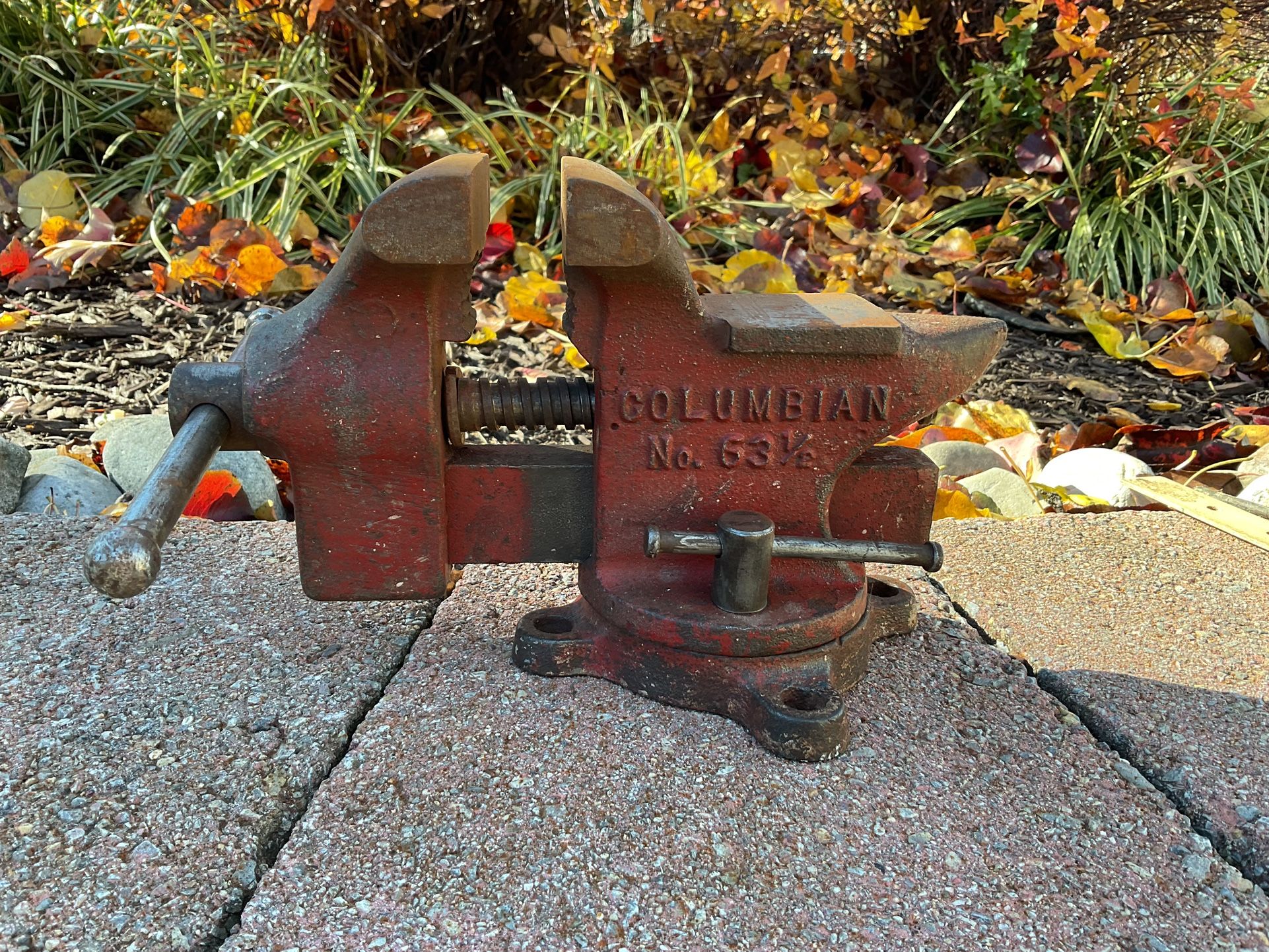 Columbian 63 1/3 Red Arrow Swivel Base Bench Vise made in USA