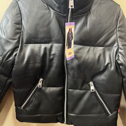 Levi’s Puffer Jacket