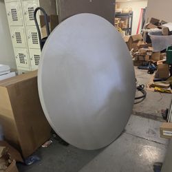 60in Lifetime Round Table 