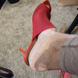 Red HEELS ON FEET