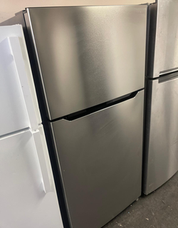 Brand TBD Top Freezer Fridge – Stainless, clean, 19 cu ft