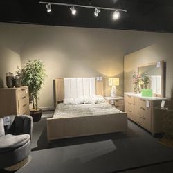 Brown 4PC King Bedroom Set