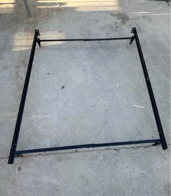Twin size metal bed frame (2)