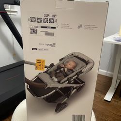 UPPAbaby Infant Snug Seat / Compatible with Vista and Cruz Strollers / 2 in 1 Newborn to Toddler Comfort Insert