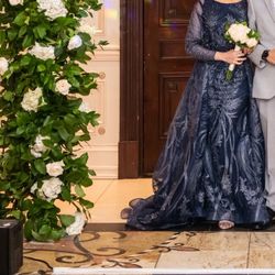 Elegant Navy Blue Maxi Dress With Non Detachable Skirt 