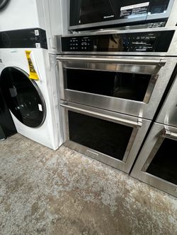 30 inch Kitchen Aid Microwave Oven Wall Combo with Air Fry