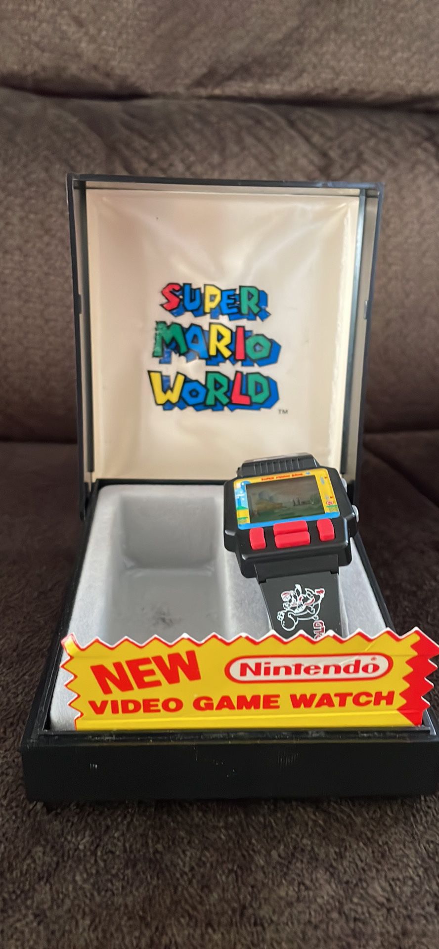 Nintendo Super Mario World 1991 M Z Berger Watch w/ Box
