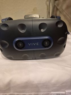 HTC Vive pro 2 and accessories