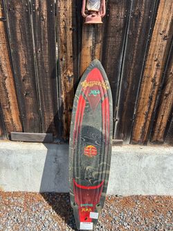 Hyper wale board